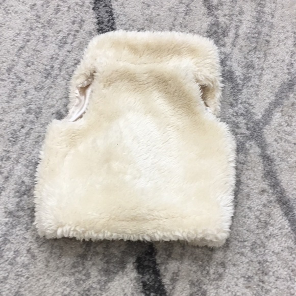 🦋FREE SHIP $50🦋 Jack & Jill Faux Fur Vest 18-24 - Picture 6 of 6